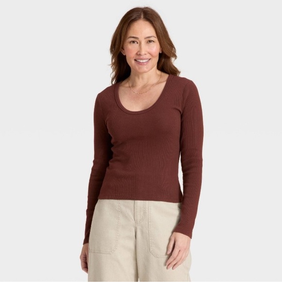 Universal Thread Tops - Universal Thread Brown Ribbed scoop neck Top Size Medium